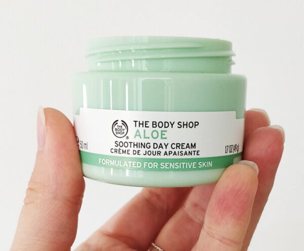 The Body Shop Aloe Soothing Day Cream 4 1