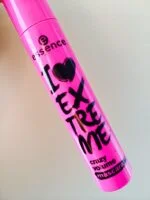 ریمل جدا کننده و بلند کننده صورتی اسنس | Essence I Love Extreme Crazy Volume Mascara 9ml - Image 3
