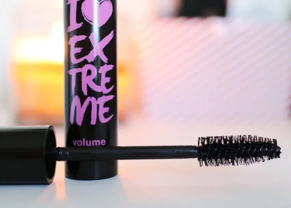 ریمل حجم دهنده و بلند کننده مشکی اسنس| Essence I Love Extreme Volume Mascara 12ml - Image 3