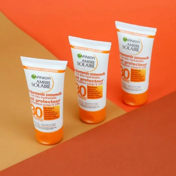 کرم ضد آفتاب و مرطوب کننده گارنیر اس پی اف50و30|‌GARNIER ambere solaire lait protecteur spf 50 30 - Image 3