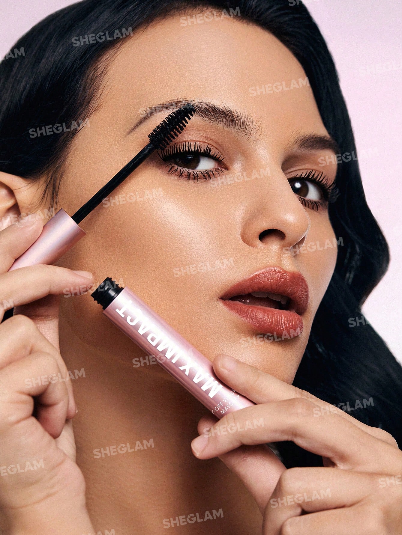 ریمل حجم دهنده مکس ایمپکت شیگلم Sheglam Max Impact