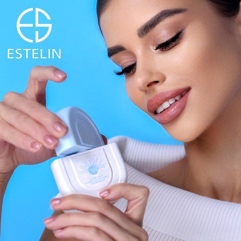 ضدآفتاب استلین ضدلک بیرنگ و فوق سبک آبرسان 50 گرم Estelin Ultra-Light Hydrating Invisible Sunscreen SPF50 +++PA